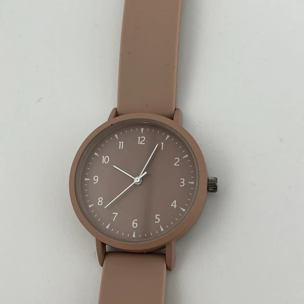 Time & Tru Watch Women 36mm‎ Case Pink Silicone Band- New Battery